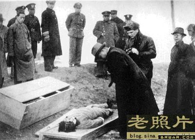 槍斃後驗屍 槍斃後驗屍