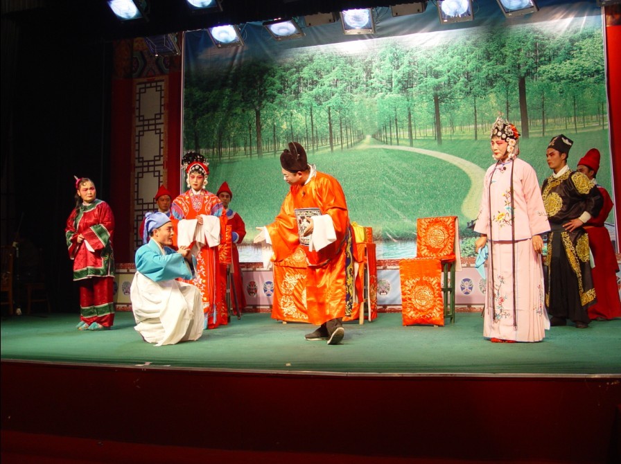 定陶縣兩夾弦劇團《皆大歡喜》劇照 定陶縣兩夾弦劇團《皆大歡喜》劇照